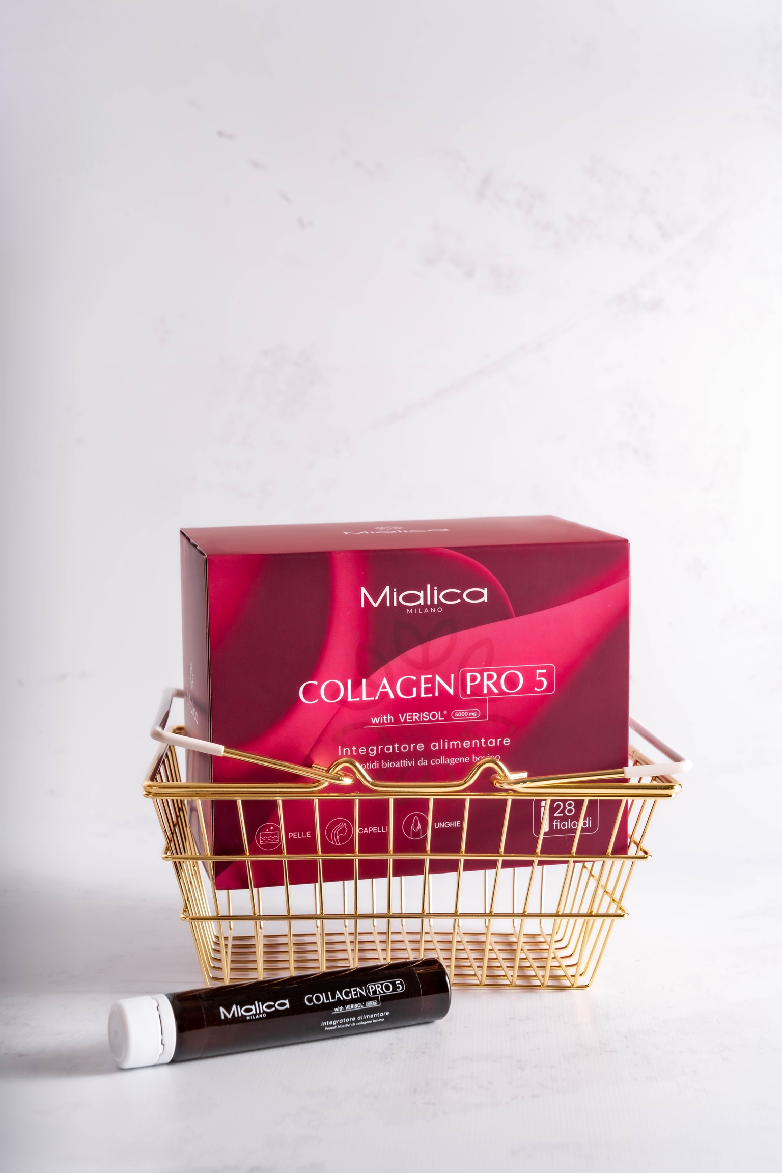 Catalog shoot: Mialica Collagen Pro 5 with Verisol
