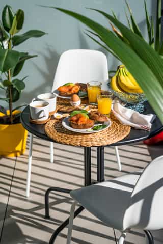Balcony Breakfast